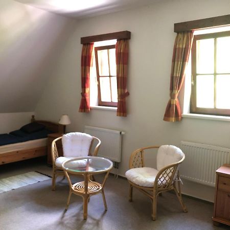 Mala Svata Hora - Penzion & Restaurace Mníšek pod Brdy Buitenkant foto