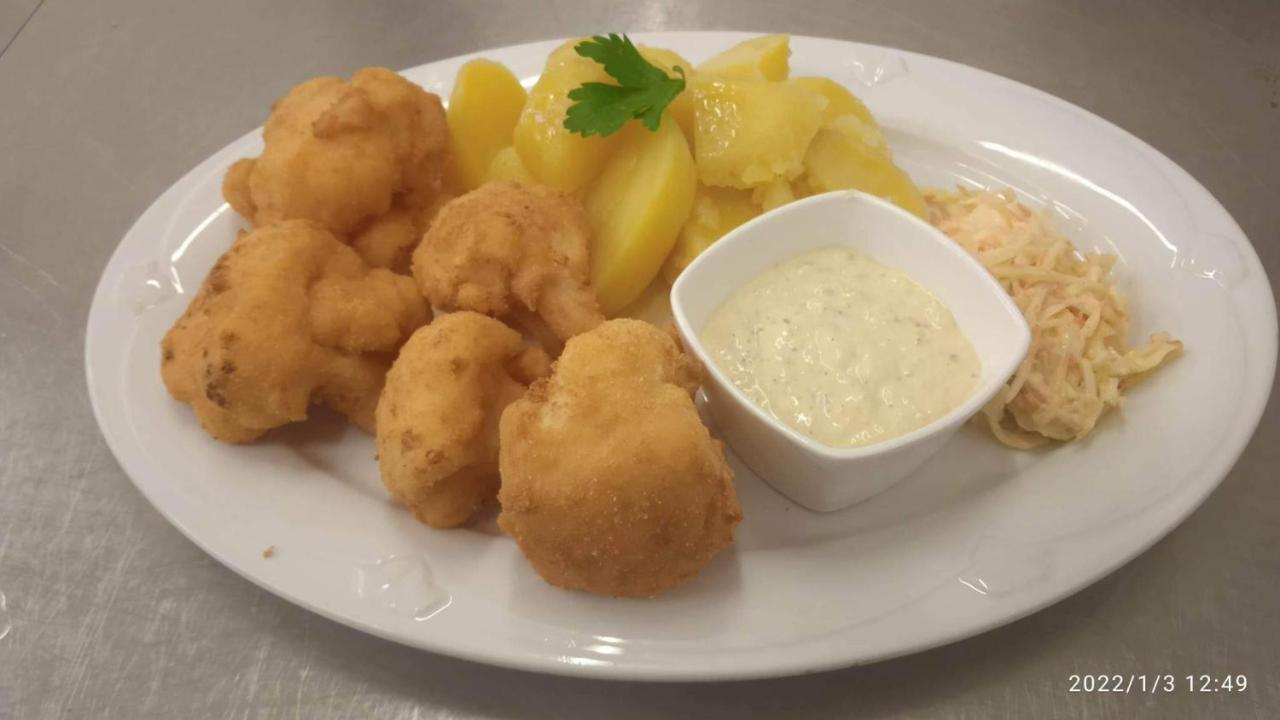 Mala Svata Hora - Penzion & Restaurace Mníšek pod Brdy Buitenkant foto