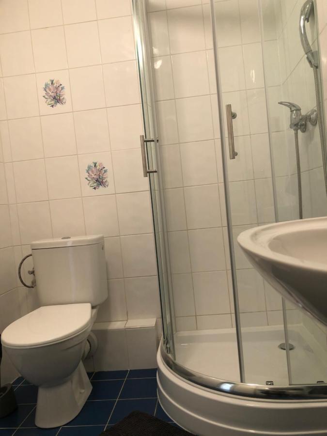 Mala Svata Hora - Penzion & Restaurace Mníšek pod Brdy Buitenkant foto